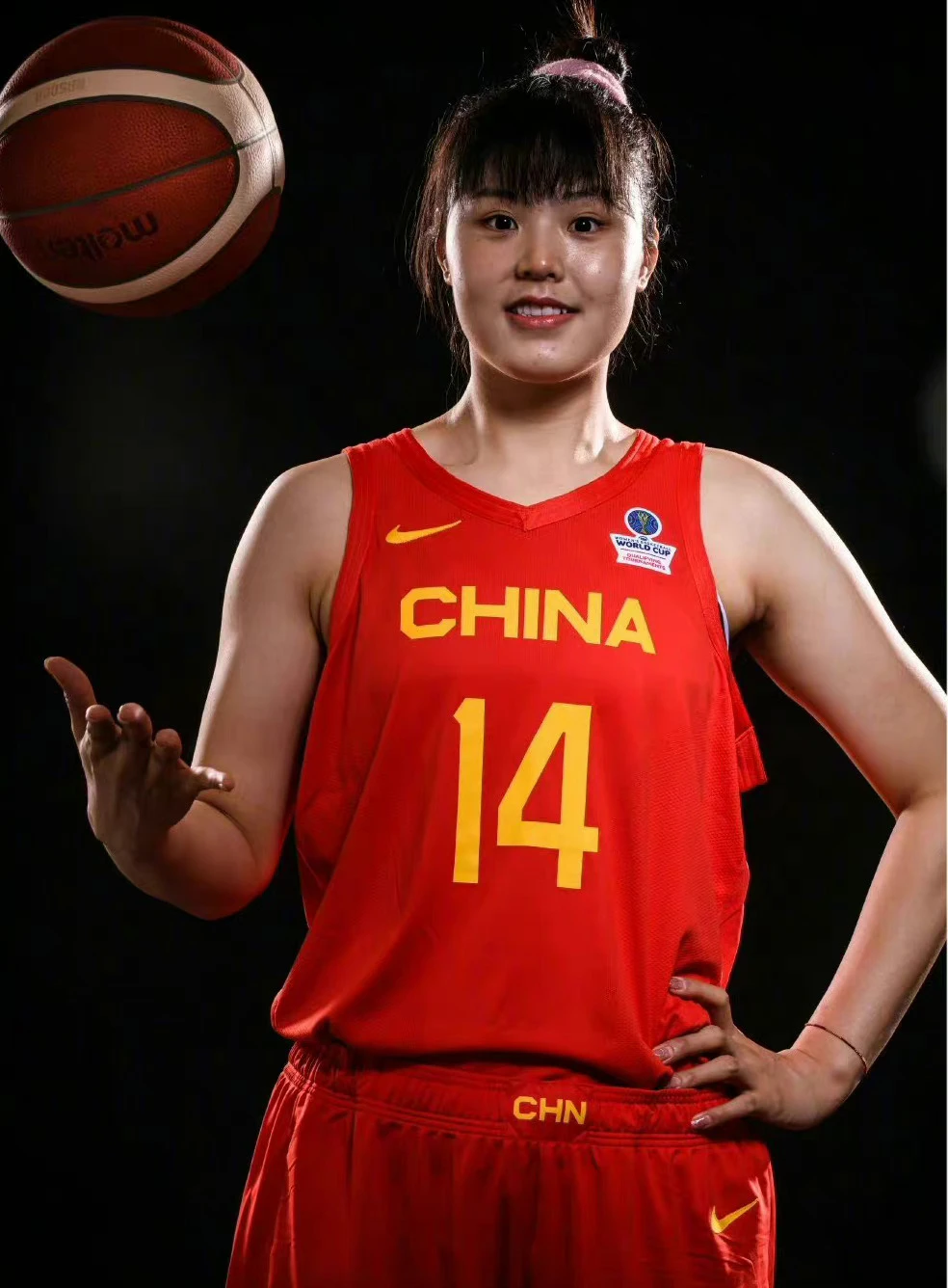 篮球防守训练中如何提高体能和耐力_2